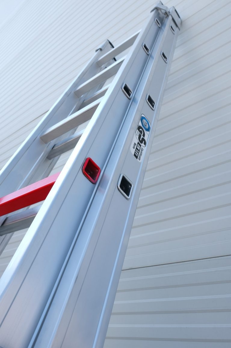 Escalera de aluminio Iteem pro 2